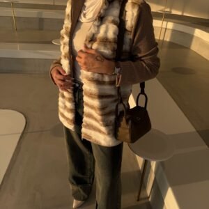 Alternative view of Fur Aure #2 🤍🪡