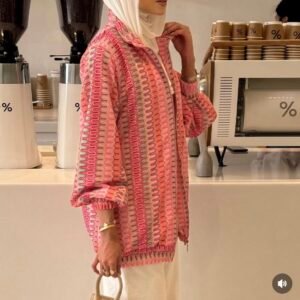 Alternative view of Pink Mermaid 🧜🏼‍♀️ 🩷